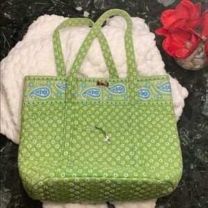 🌹VINTAGE VERA BRADLEY • Large Green Floral Tote Bag